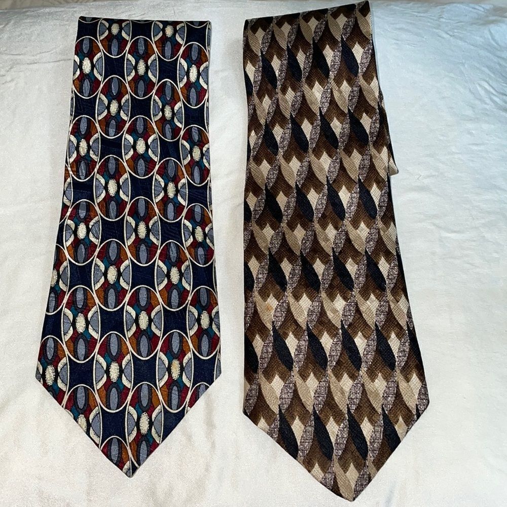 Two Martin Wong silk ties‎